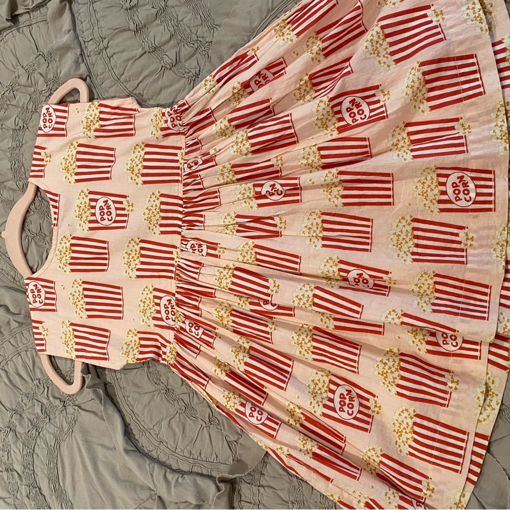 Pink Chicken popcorn dress size 6- super cute